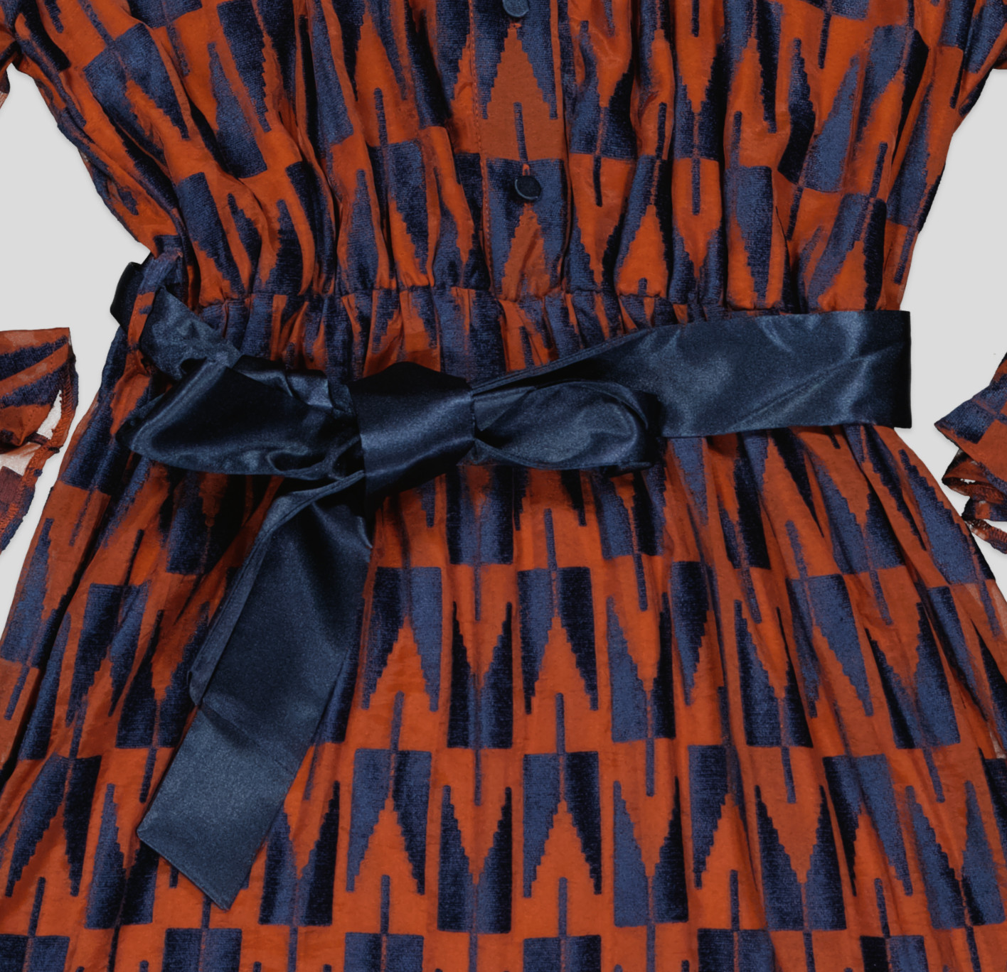 10 ROBE – Image 14