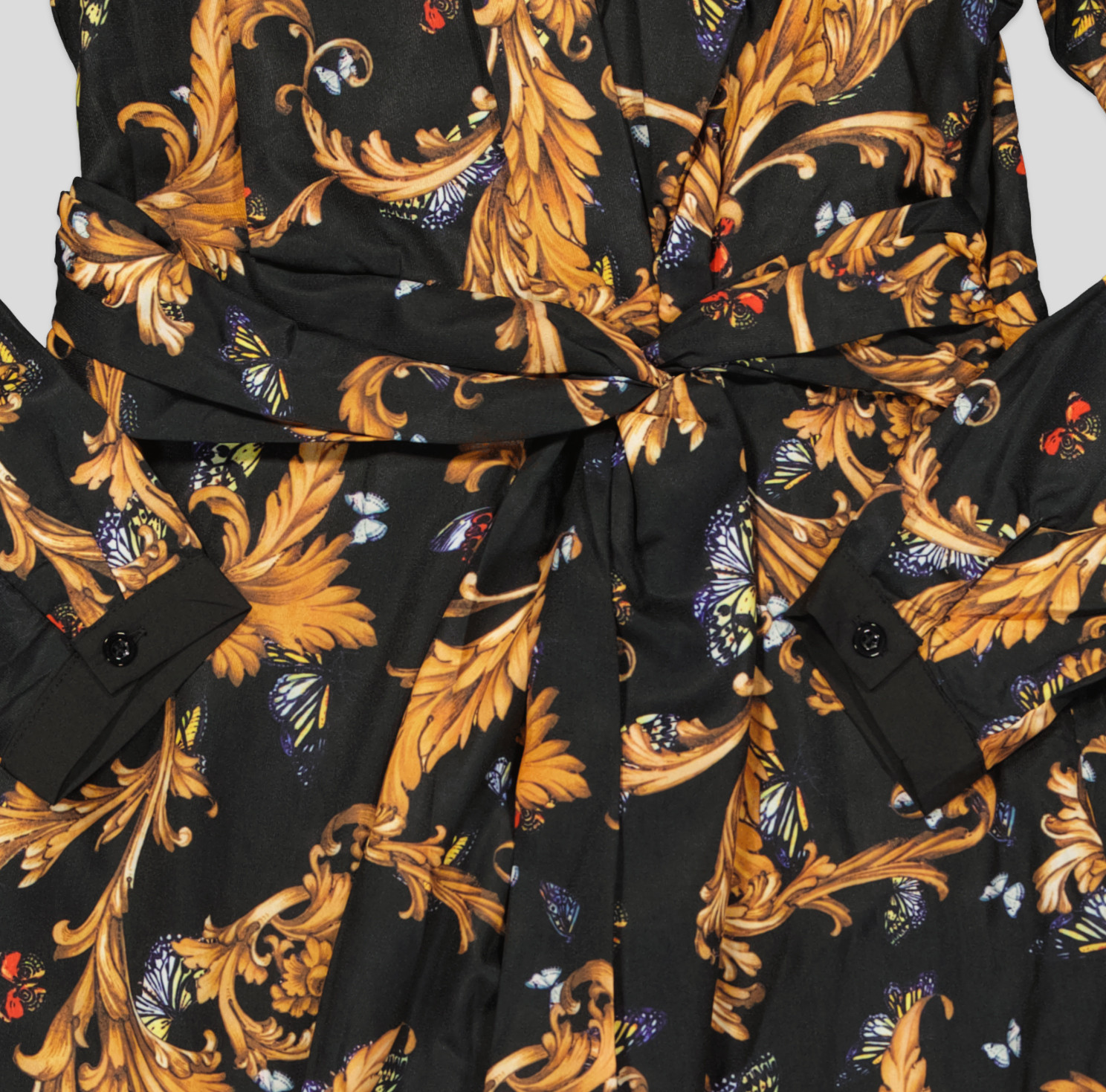 3 ROBE – Image 3