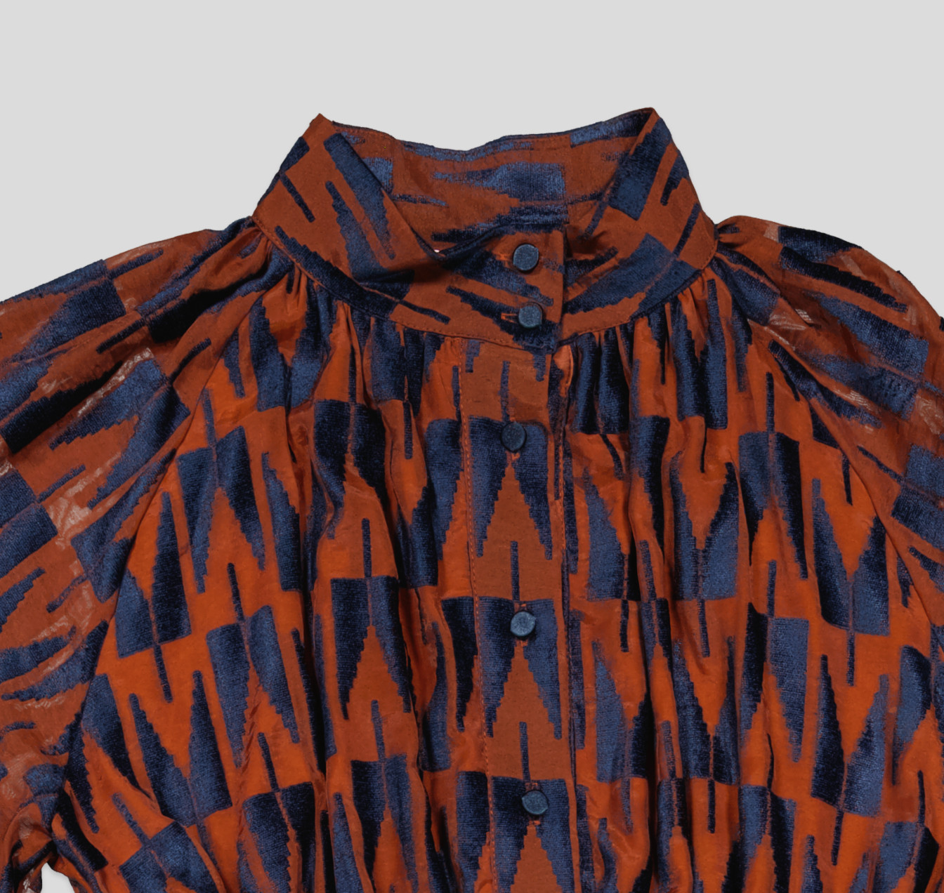 7 ROBE – Image 16