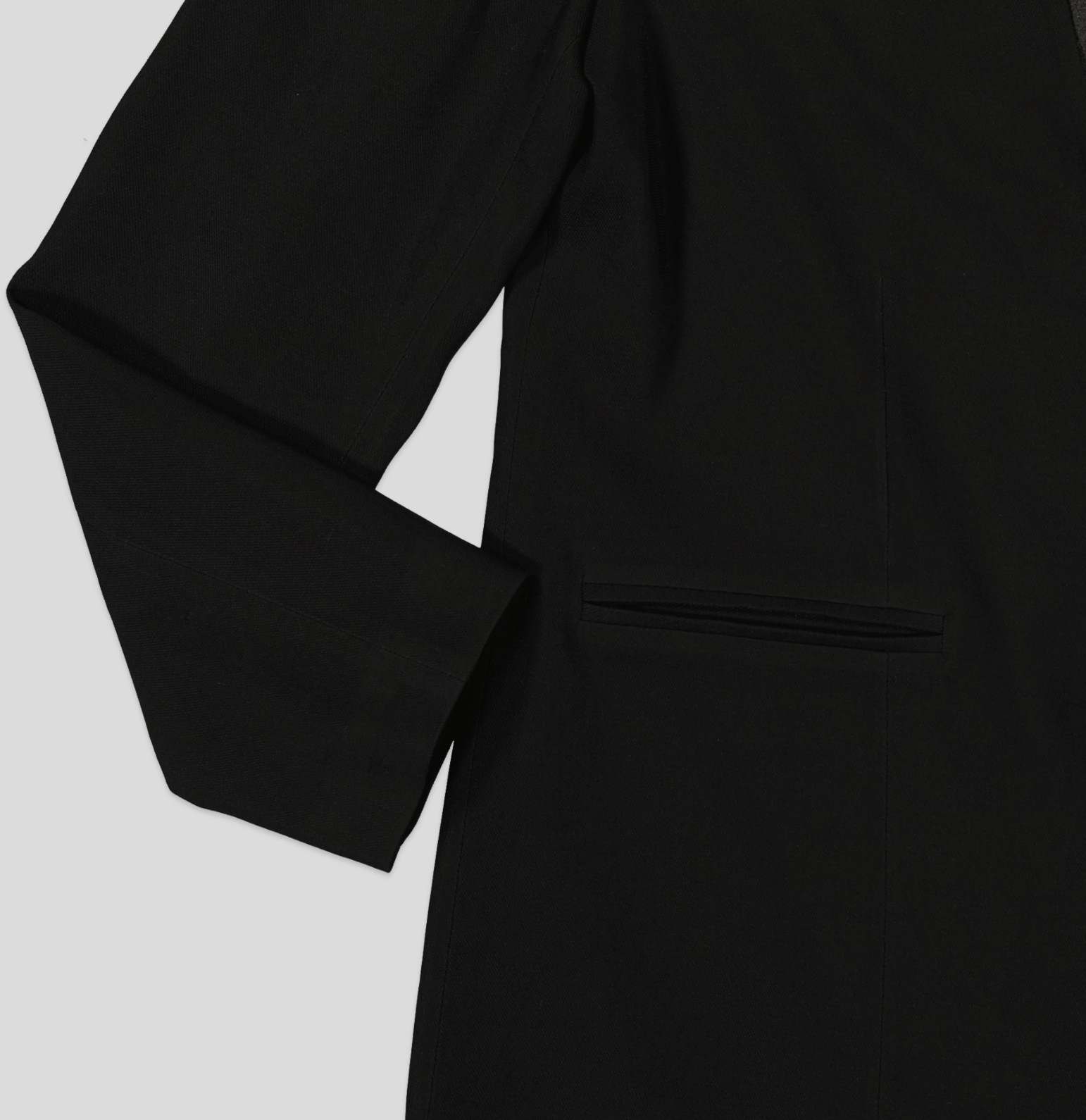 8 ENSEMBLE – Image 4